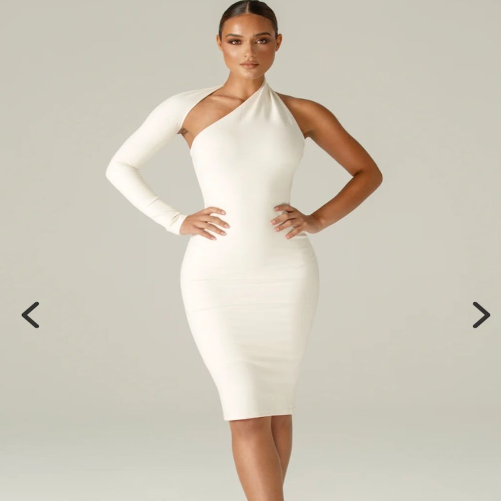 COPY - ALIEVA DASHA MODERN DRESS (OFF WHITE)